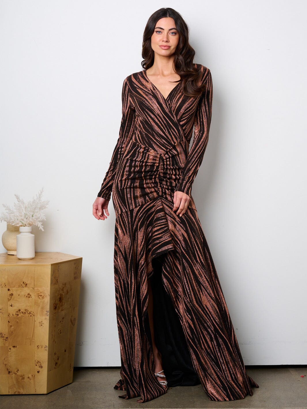 WOMEN'S LONG SLEEVE SURPLICE HIGH-LOW SHIMMER MAXI GOWN DRESS