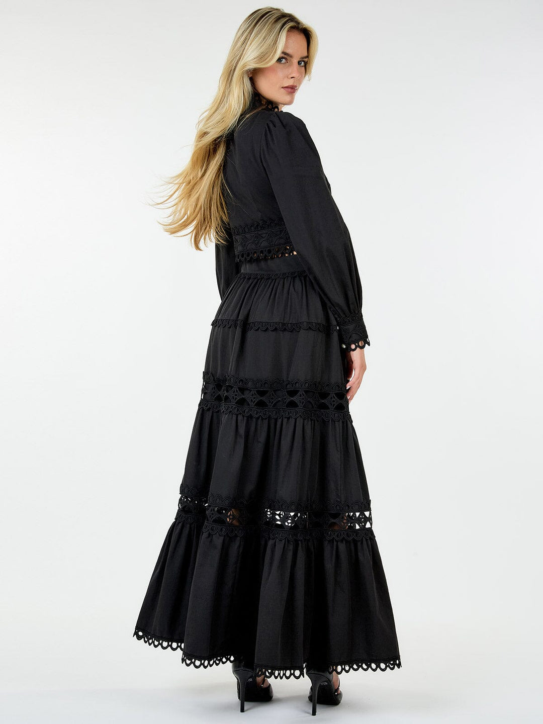 WOMEN'S LONG SLEEVE CROP TOP & ZIP UP MAXI SKIRT TIERED EYELET 2PC.SET