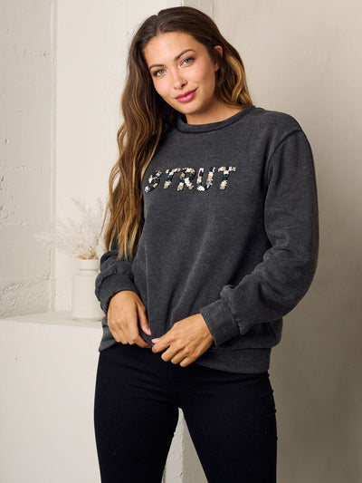 WOMEN'S LONG SLEEVE GRAPHIC STUDS DETAILED KNIT SWEATER