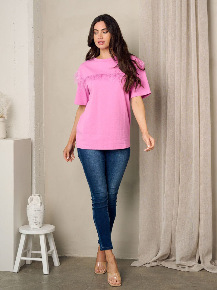 WOMEN'S SHORT SLEEVE FEATHER DETAILED SOLID TOP