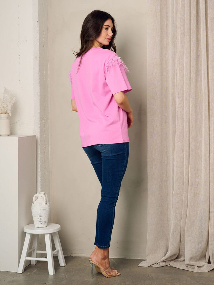 WOMEN'S SHORT SLEEVE FEATHER DETAILED SOLID TOP