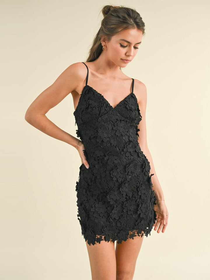 WOMEN'S SLEEVELESS FLOCKED CROCHET LAVE V-NECK MINI DRESS