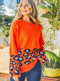 WOMEN'S LONG SLEEVE ANIMAL PRINT PULLOVER SWEATER