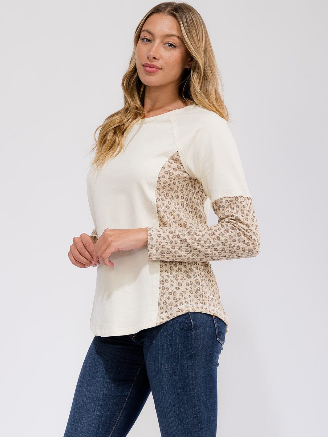 WOMEN'S LONG SLEEVE ANIMAL PRINT CONTRAST TOP