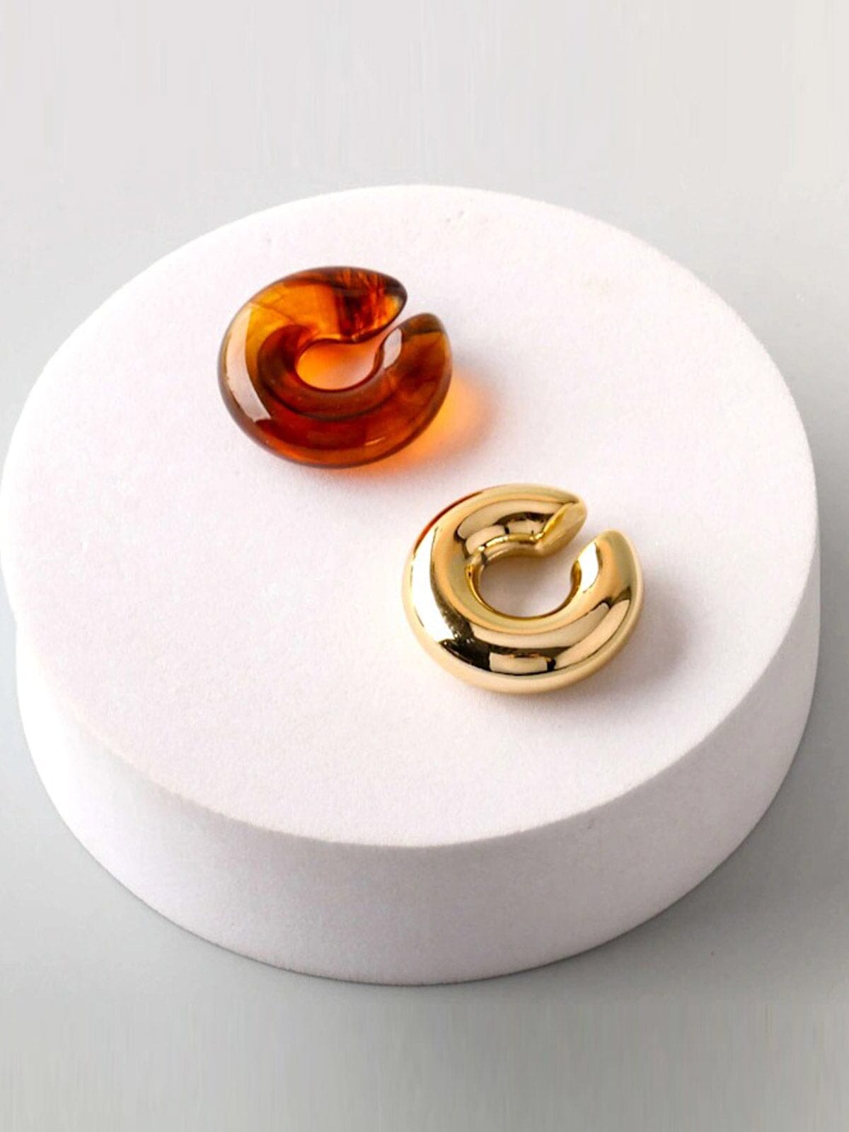 FASHION ASSORTED COLORS EARRINGS
