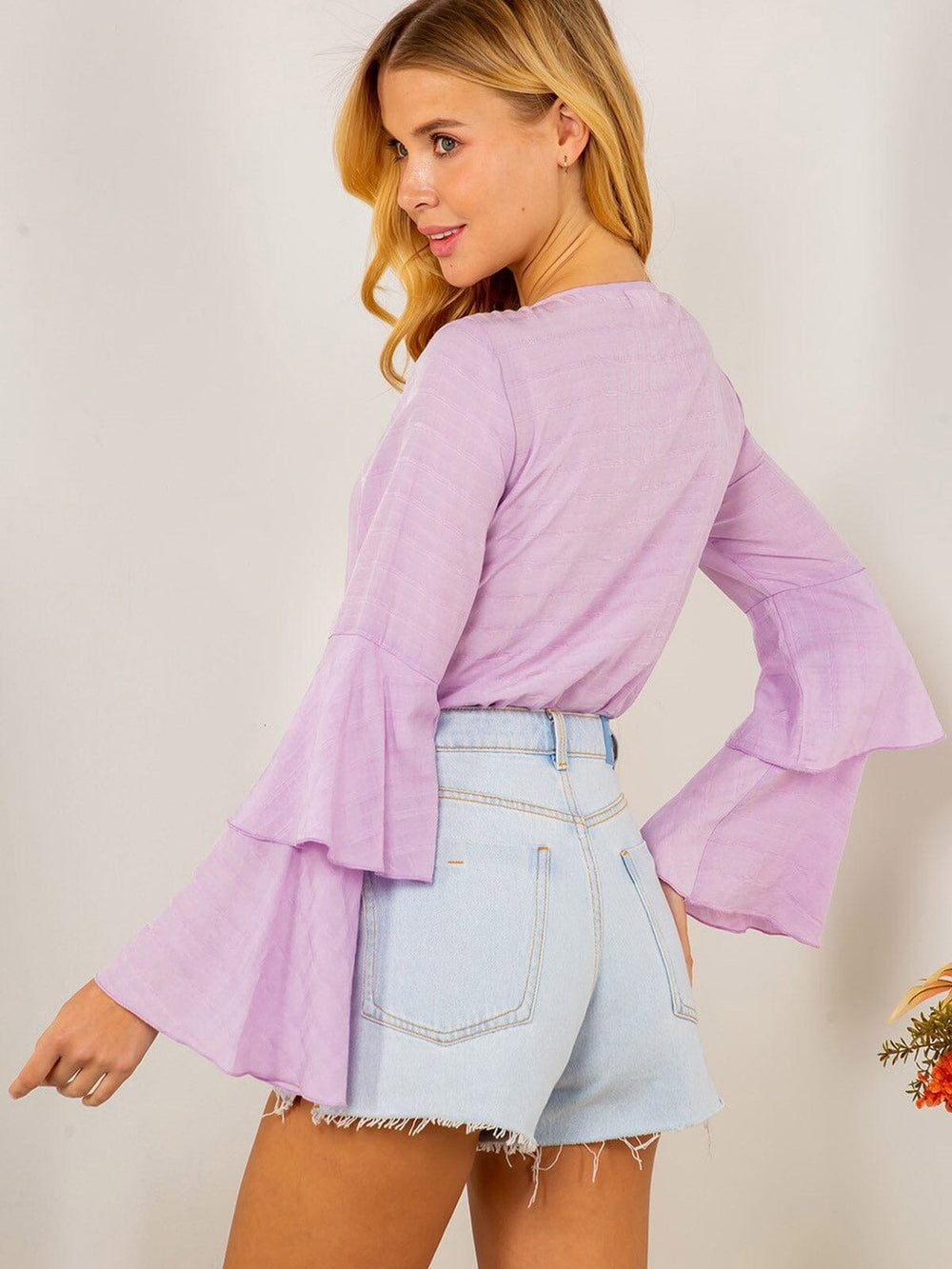 WOMENS LONG RUFFLE SLEEVE V-NECK BODYSUIT