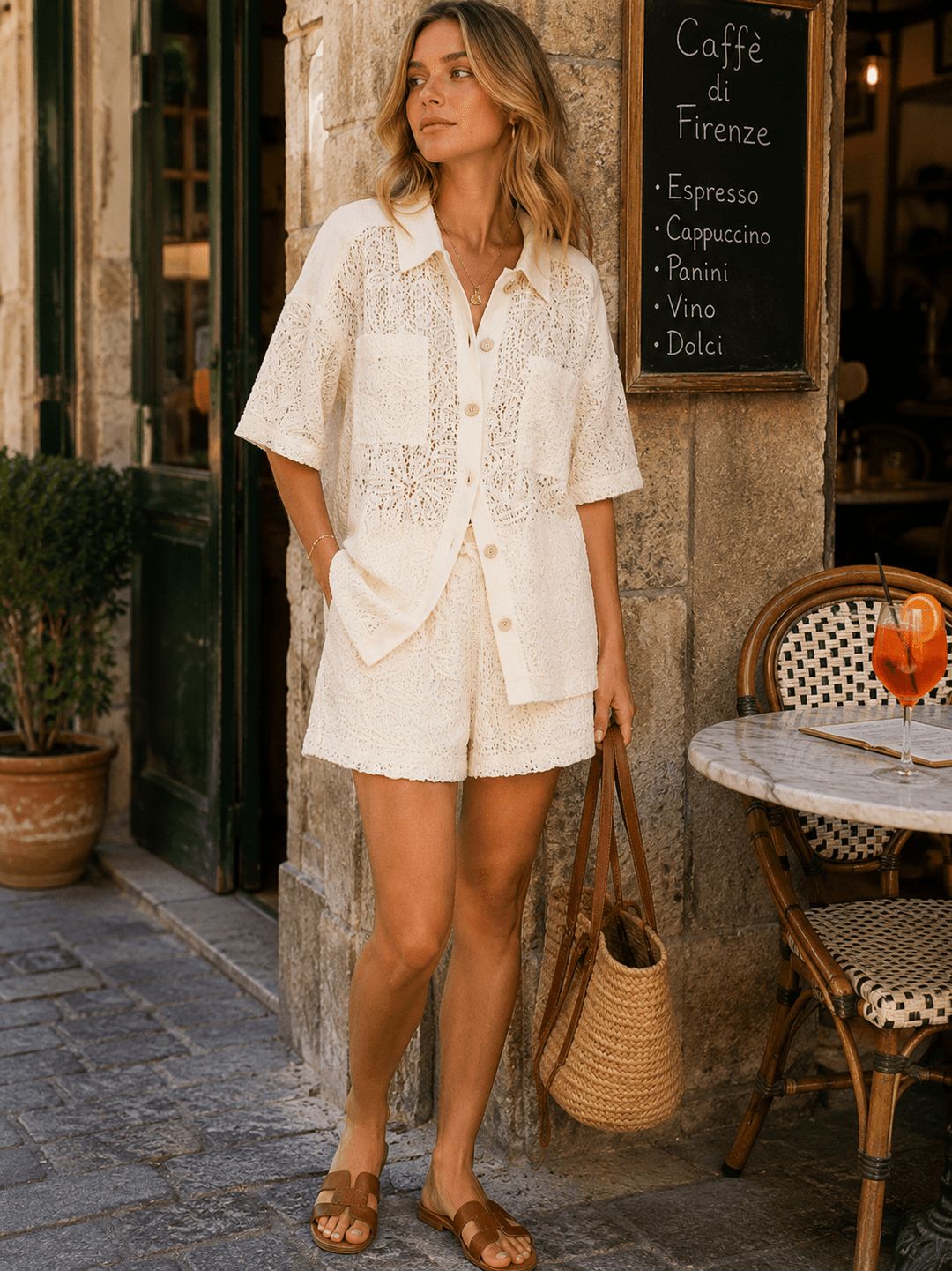 WOMEN'S SHORT SLEEVE BLOUSE & ELASTIC WAIST SHORTS CONTRAST CROCHET 2PC. SET
