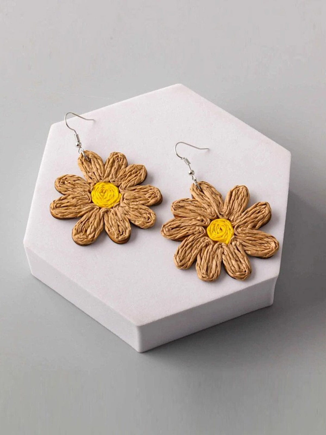 FASHION ASSORTED COLORS FLOWER EARRINGS