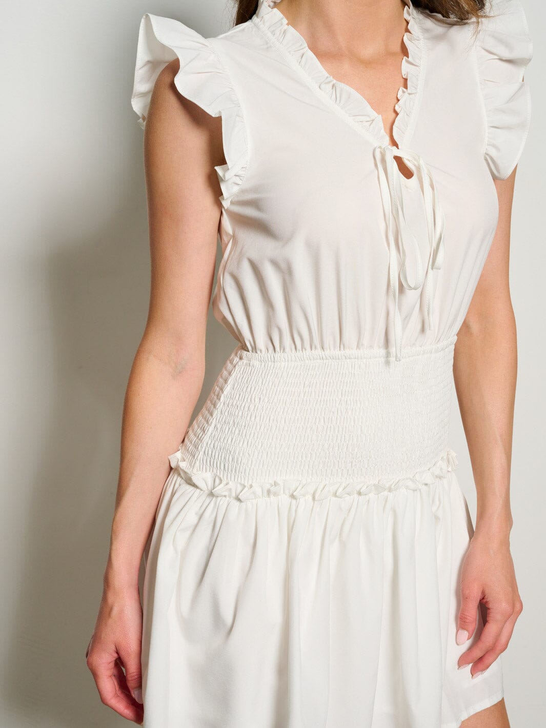 WOMEN'S RUFFLE SLEEVE V-NECK SMOCK FIT & FLARE MINI DRESS