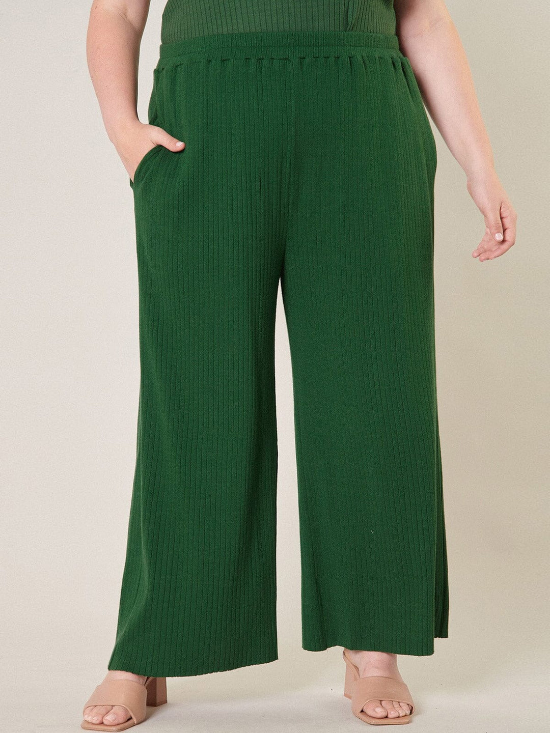 PLUS SIZE WIDE LEG POCKETS RIBBED PANTS