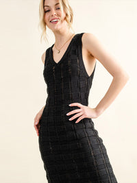 WOMEN'S SLEEVELESS V-NECK FRINGE BOTTOM HEM KNIT MIDI DRESS