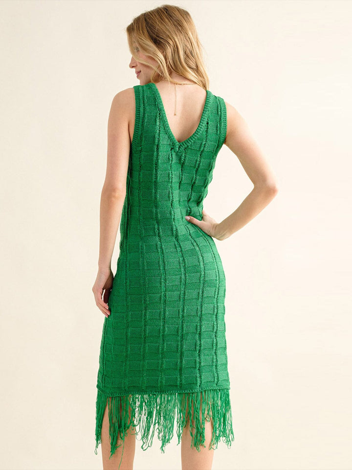 WOMEN'S SLEEVELESS V-NECK FRINGE BOTTOM HEM KNIT MIDI DRESS