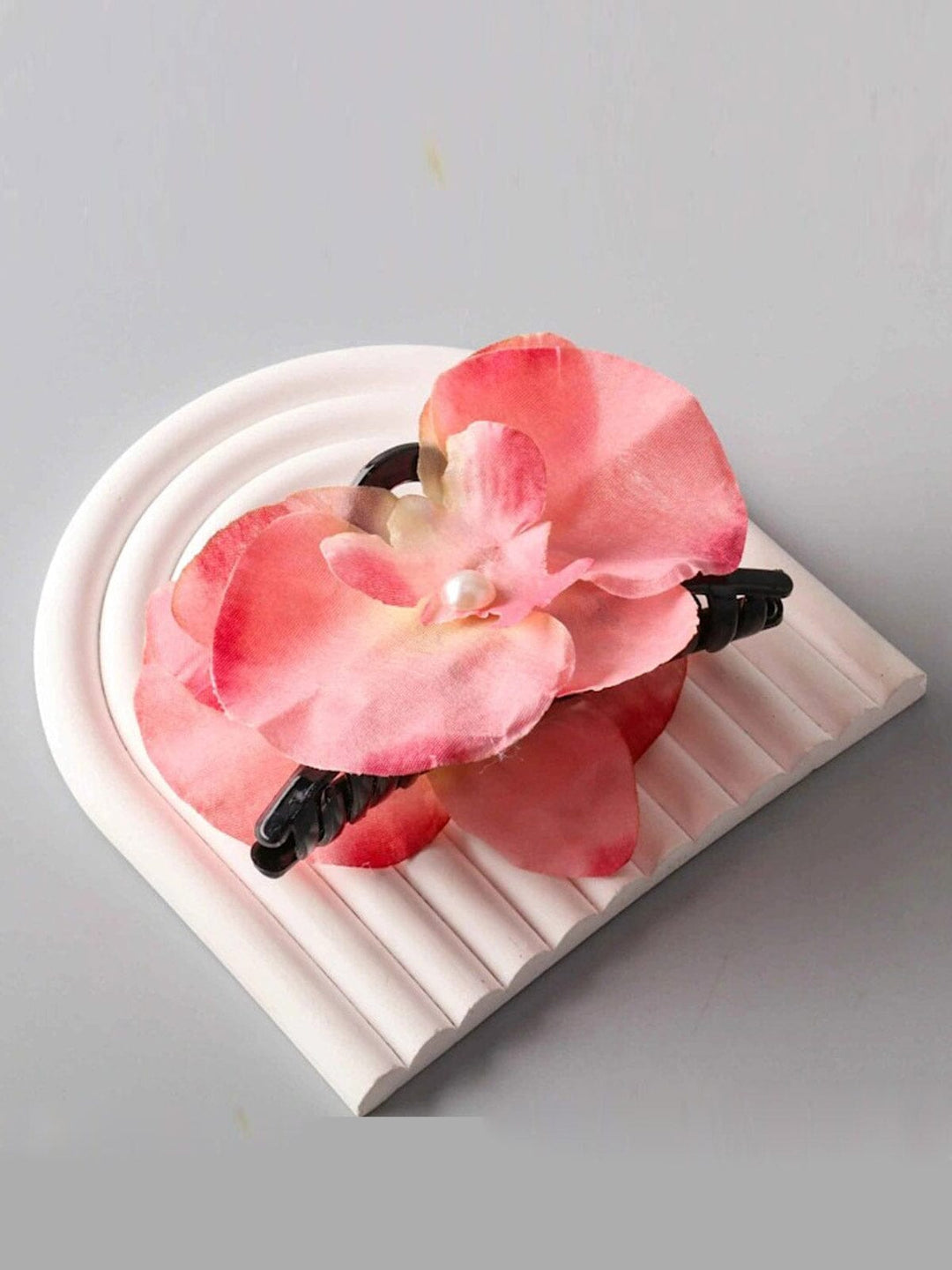 FASHION ASSORTED COLORS FLOWER HAIR CLAW CLIPS