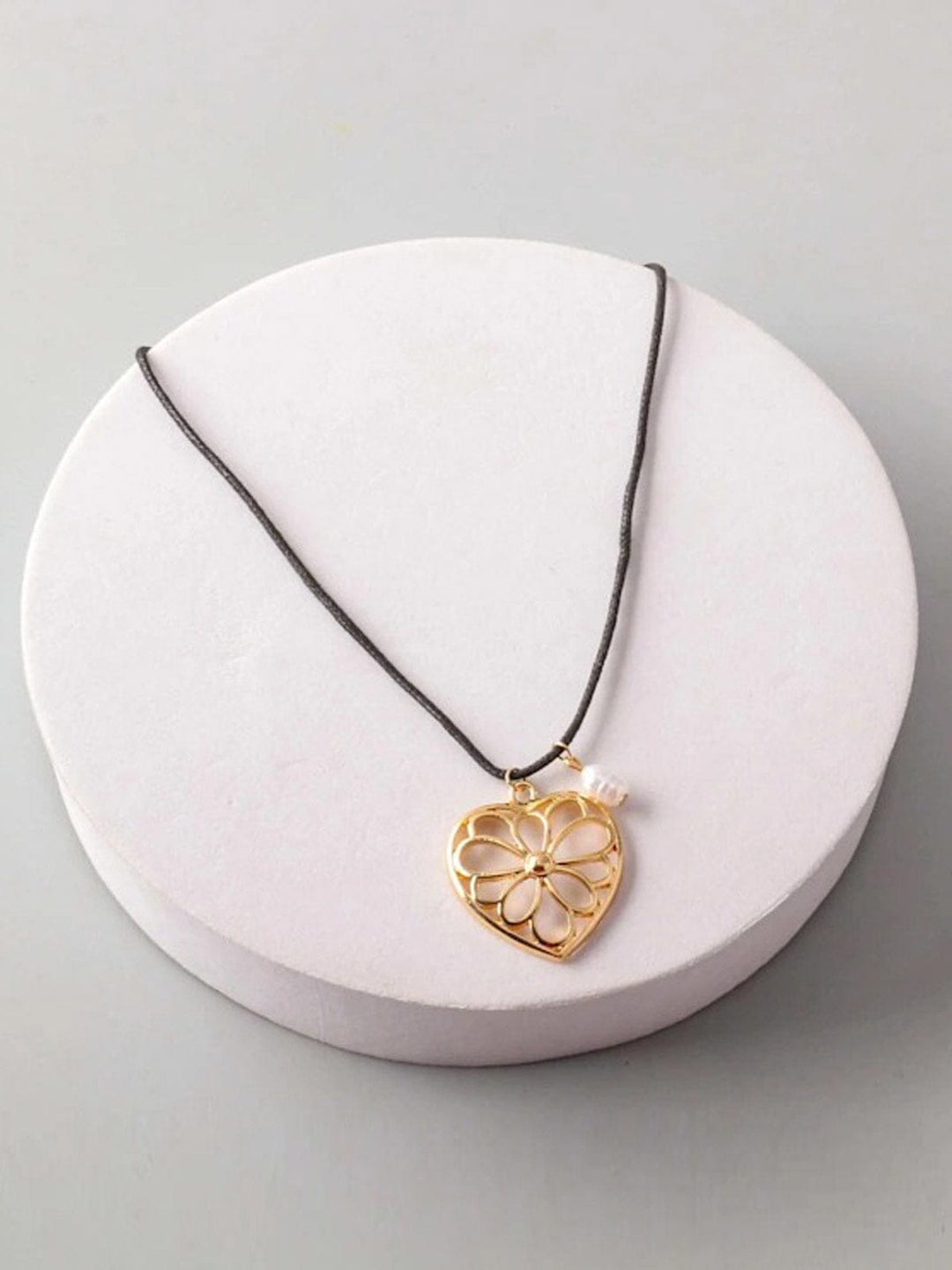 FASHION ASSORTED COLORS HEART PENDANT NECKLACE