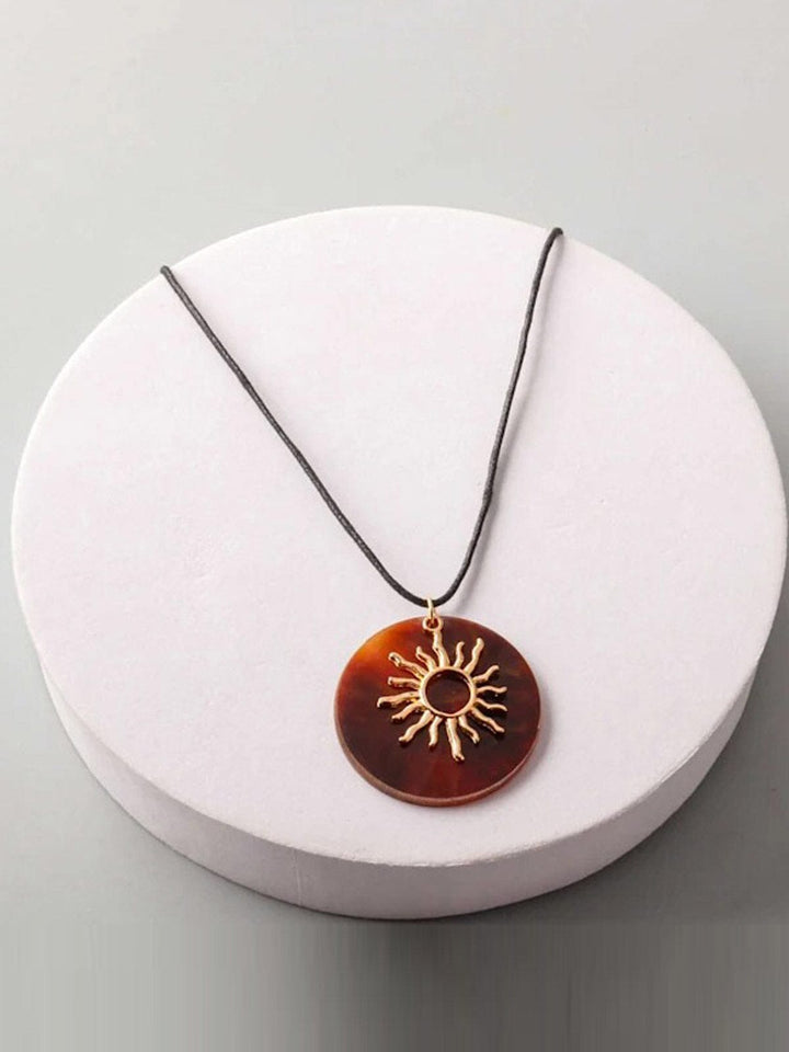 FASHION SUN PENDANT NECKLACE