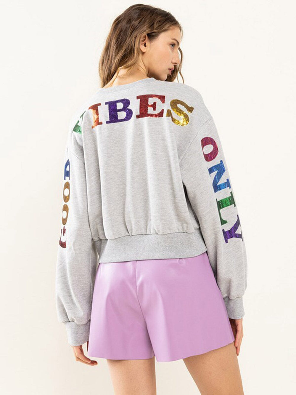 WOMEN'S LONG SLEEVE GRAPHIC PULLOVER SWEATER