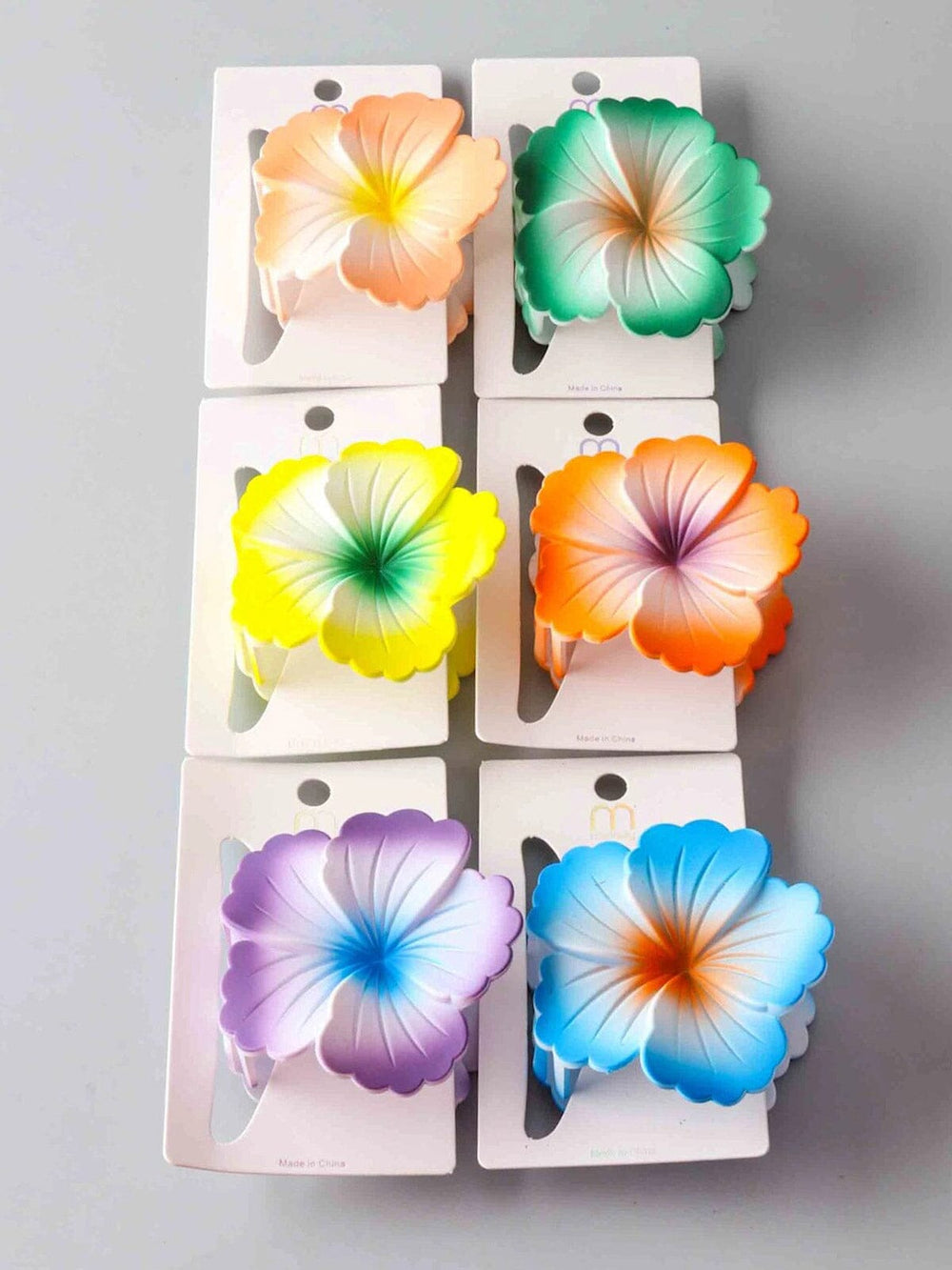 FASHION ASSORTED COLORS FLOWER HAIR CLAW CLIPS