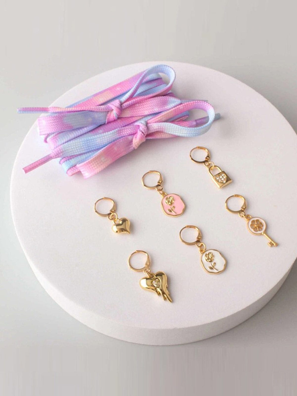 TIE DYE SHOE LACES WITH CHARMS LACE IT-CHARM IT-LOVE IT!