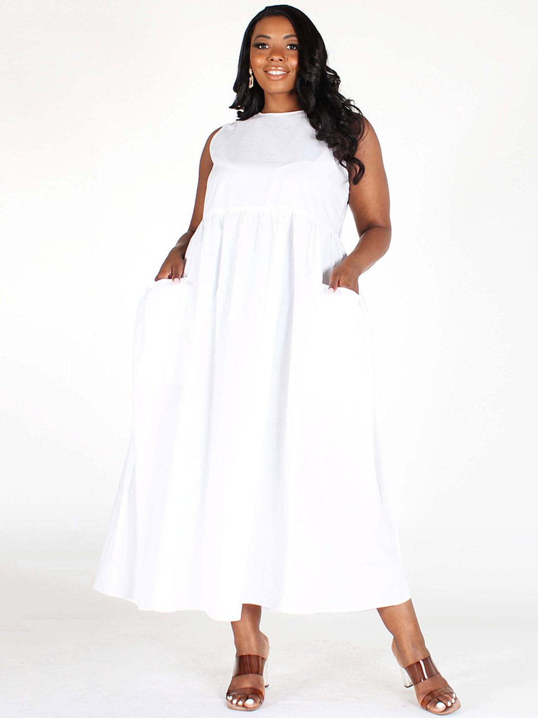PLUS SIZE SLEEVELESS POCKETS FIT & FLARE MAXI DRESS