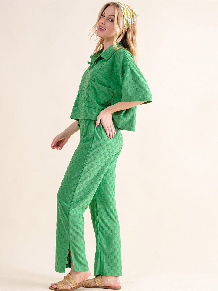 WOMEN'S SHORT SLEEVE BLOUSE & ELASTIC WAIST WIDE LEG PANTS CHEKERS 2PC. SET