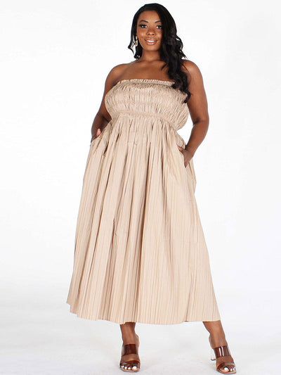 PLUS SIZE SLEEVELESS SMOCK FIT & FLARE MIDI DRESS