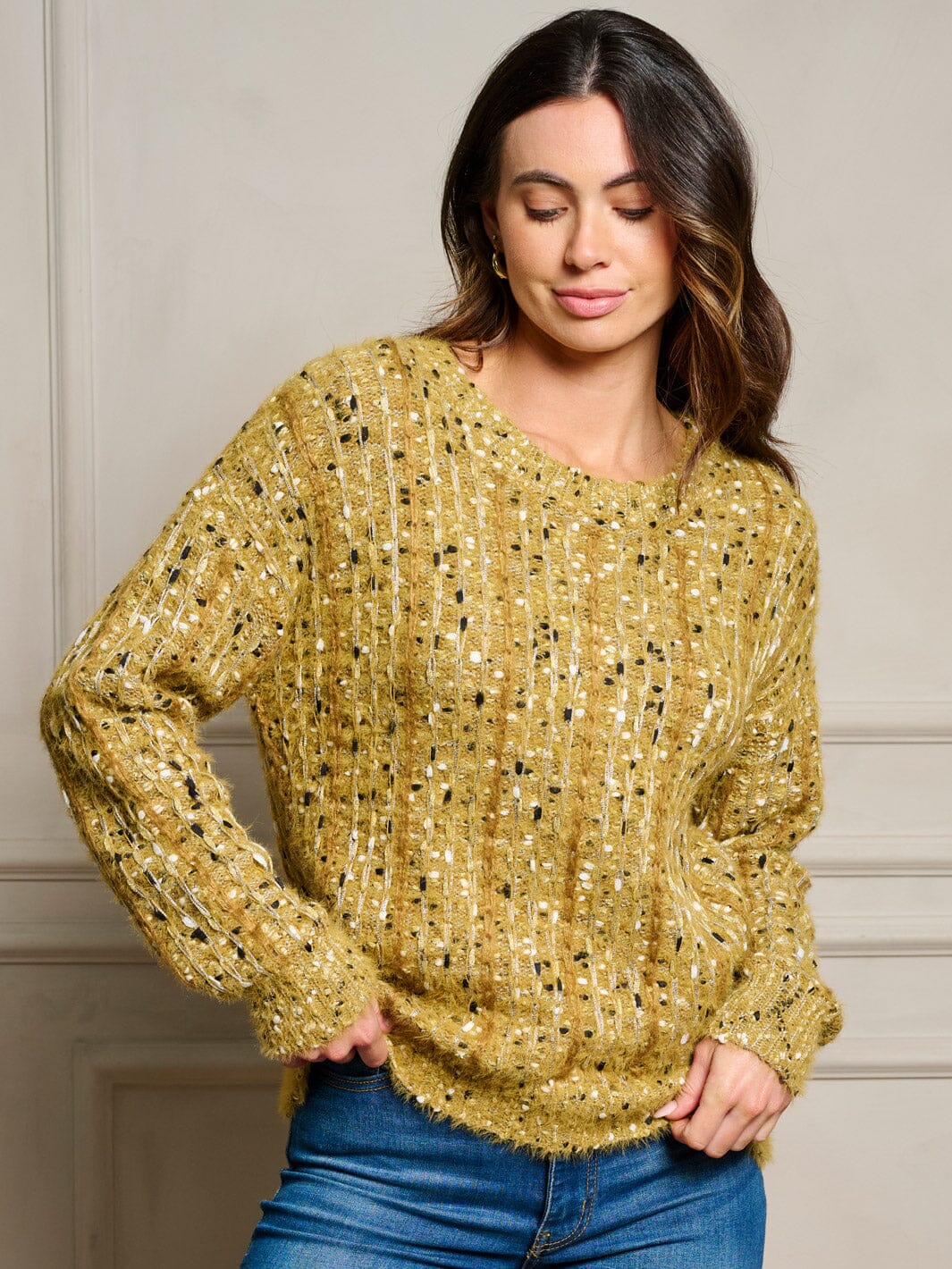 WOMEN'S LONG SLEEVE FUZZY SHIMMER PULLOVER SWEATER
