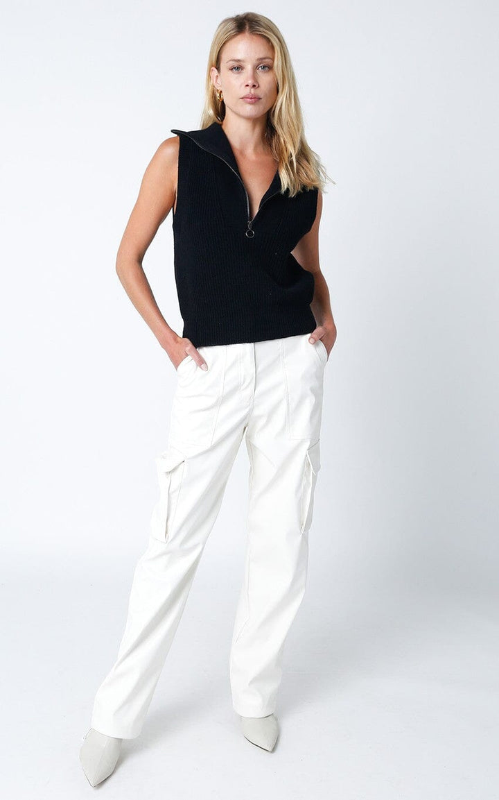 WOMEN'S SLEEVELESS ZIP UP KNIT TOP