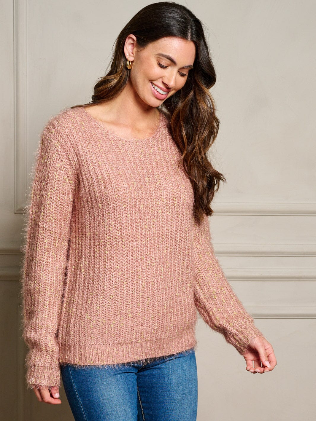 WOMEN'S LONG SLEEVE FUZZY SHIMMER PULLOVER SWEATER