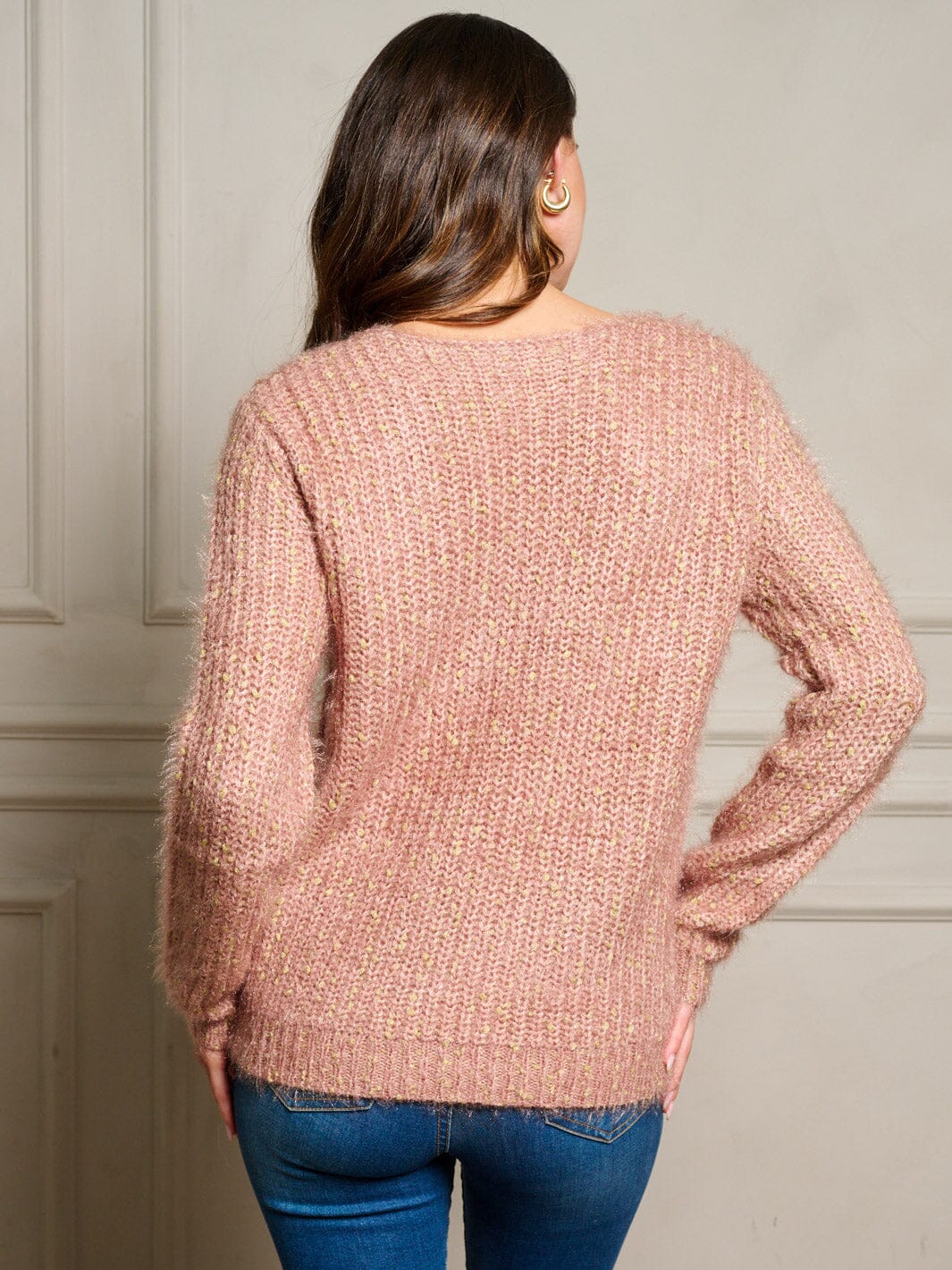 WOMEN'S LONG SLEEVE FUZZY SHIMMER PULLOVER SWEATER