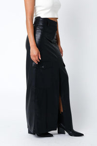 WOMEN'S BUTTON CLOSURE FRONT SLIT POCKETS PU PLEATHER MAXI SKIRT
