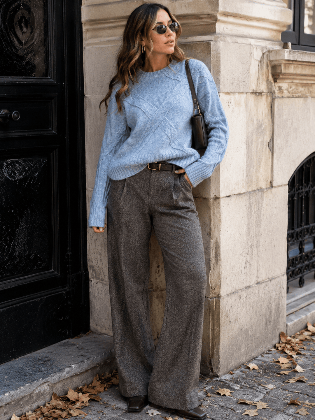 WOMEN'S LONG SLEEVE DETAILED PULLOVER SWEATER