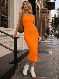 WOMEN'S SLEEVELESS SIDE SLIT RIBBED MIDI DRESS