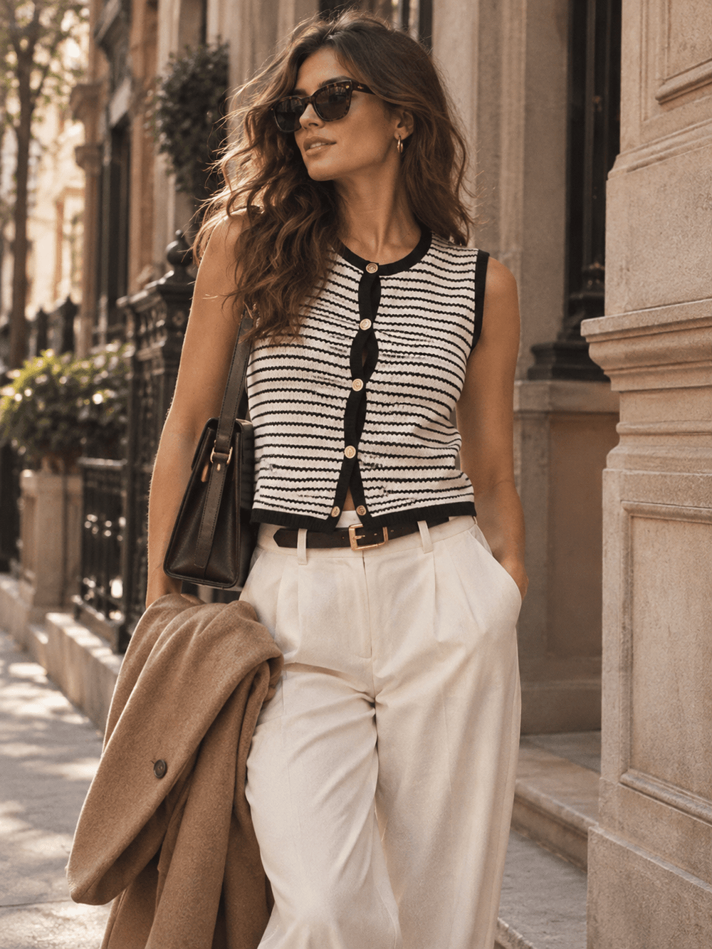 WOMEN'S SLEEVELESS BUTTON UP COLORBLOCK KNITTED TOP