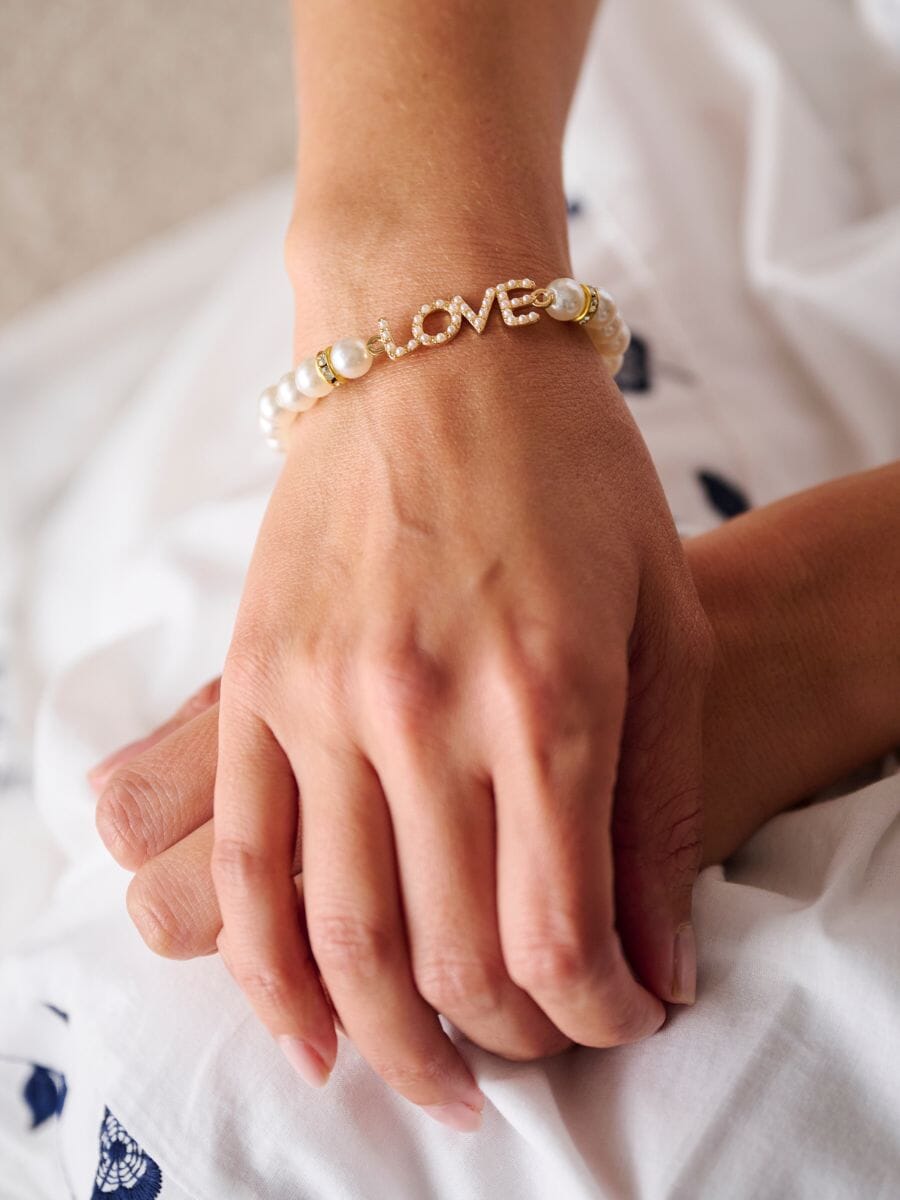 WOMEN'S PEARL LOVE BRACELET