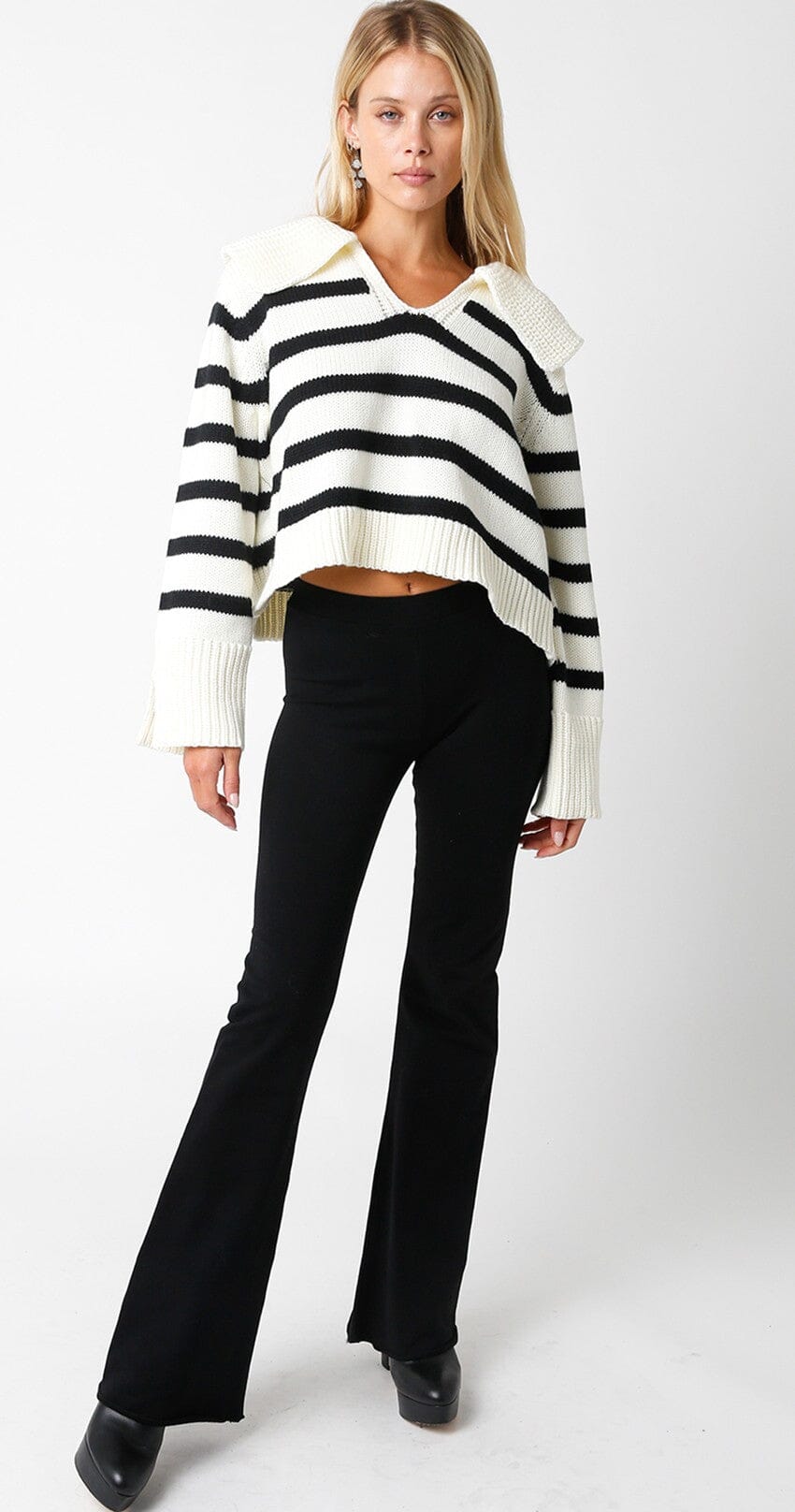 WOMEN'S LONG SLEEVE V-NECK COLORBLOCK STRIPES PULLOVER SWEATER