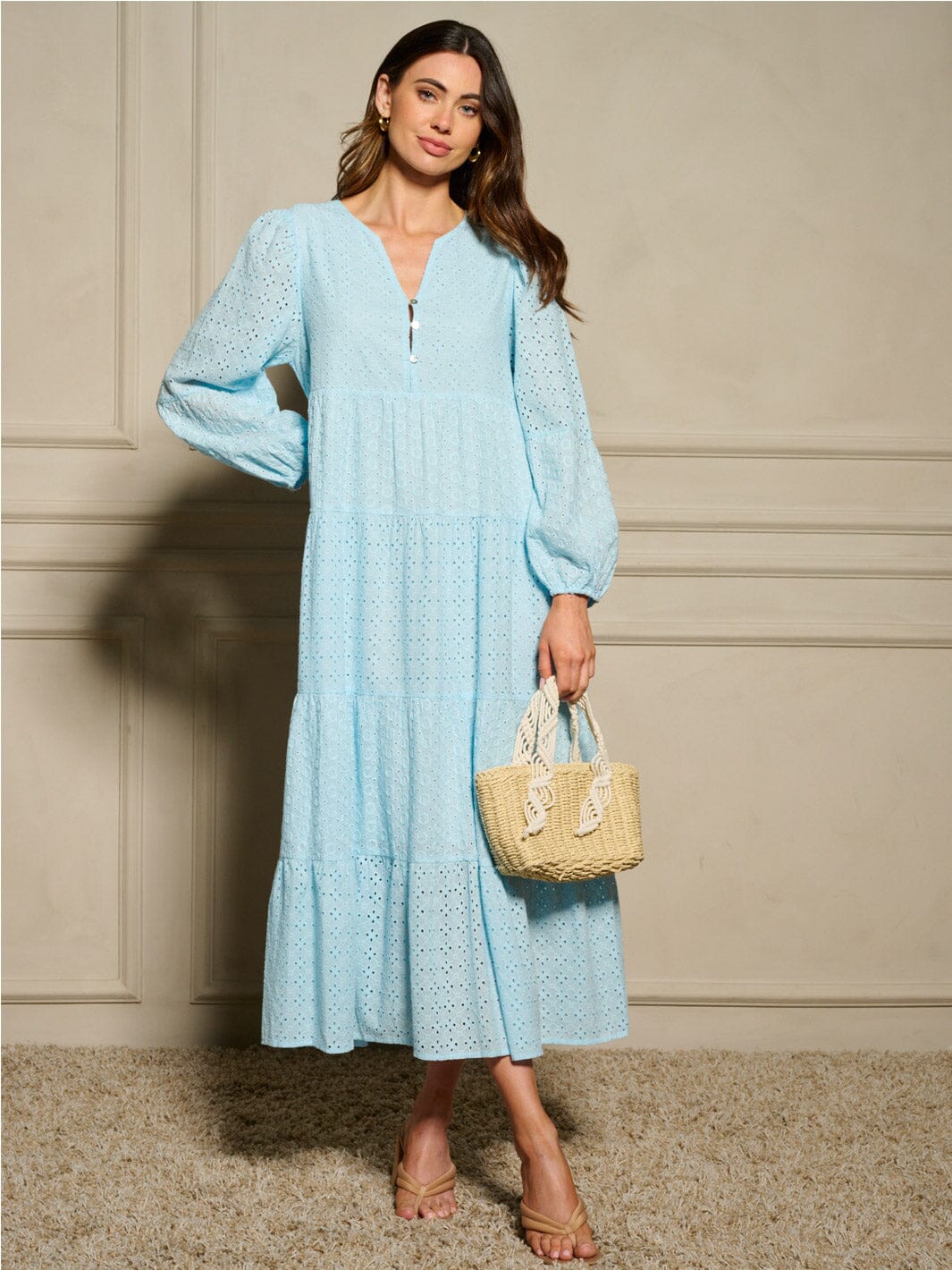 WOMEN'S LONG SLEEVE TIERED EYELET DETAILED MAXI DRESS