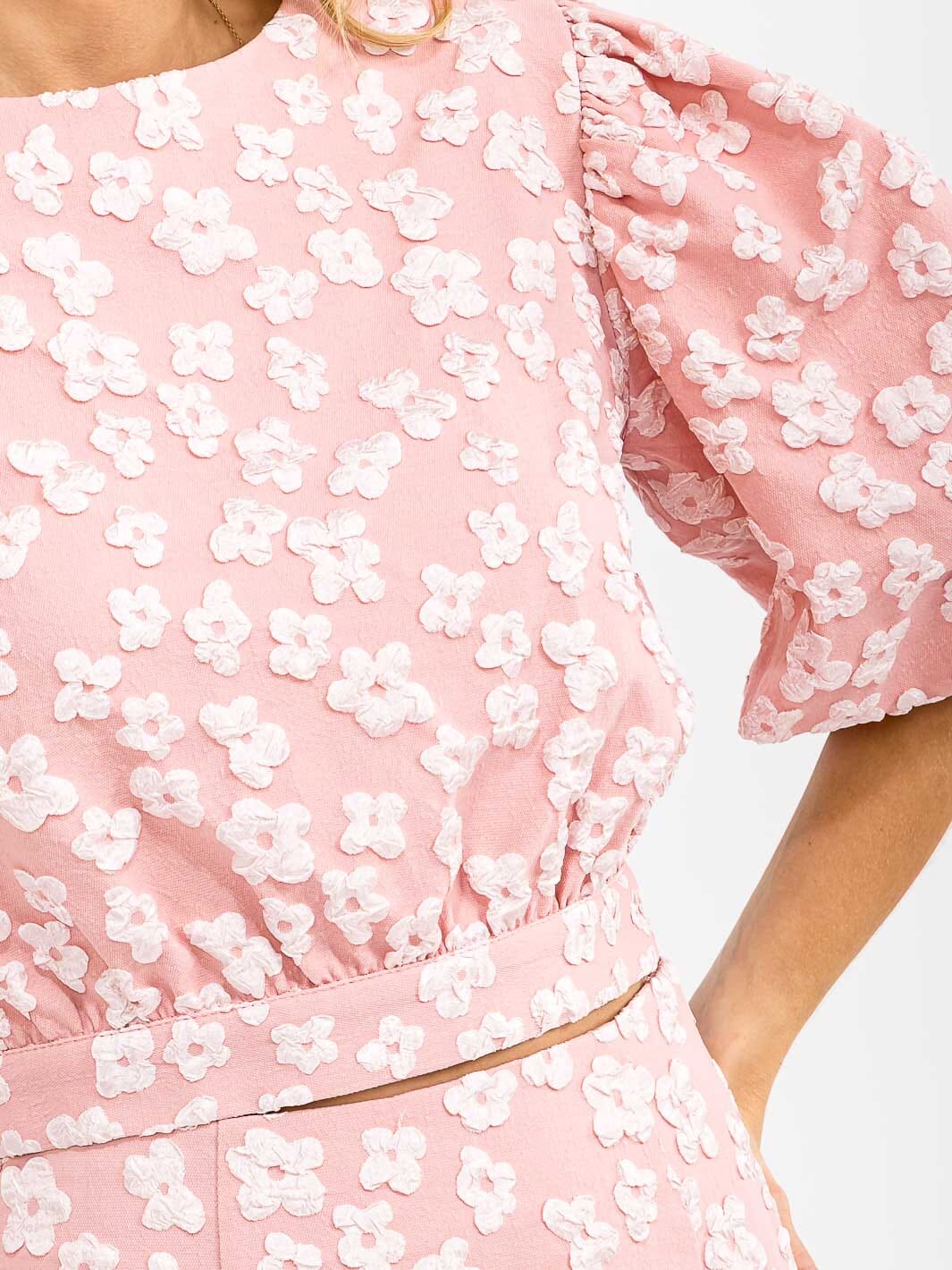 WOMEN'S SHORT PUFF SLEEVE TOP & ZIP UP FLARE MINI SKIRT FLORAL DETAILED 2PC. SET