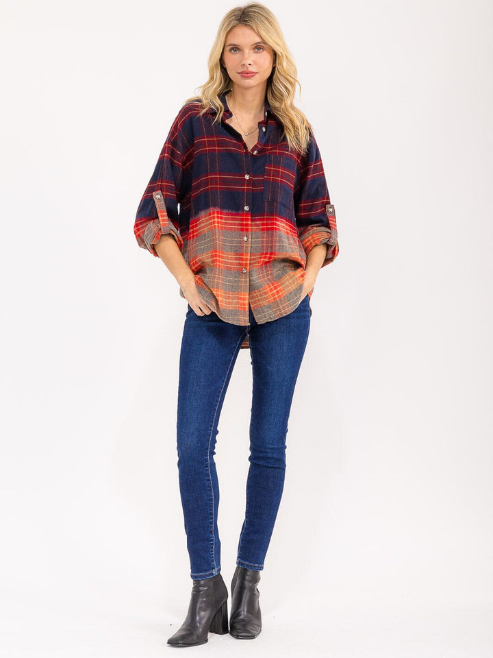 WOMEN'S LONG SLEEVE BUTTON UP FRONT POCKET PLAID TOP