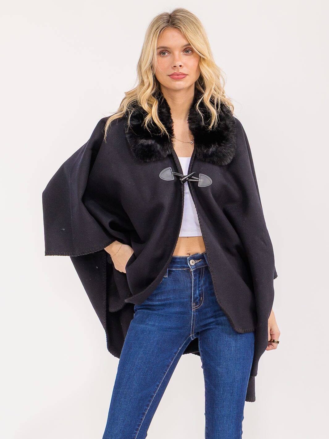 WOMEN'S BUTTON CLOSURE FAUX FUR COLLAR WRAP PONCHO