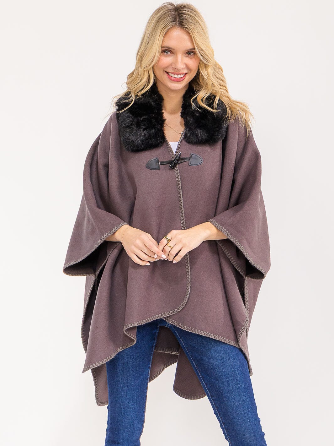WOMEN'S BUTTON CLOSURE FAUX FUR COLLAR WRAP PONCHO