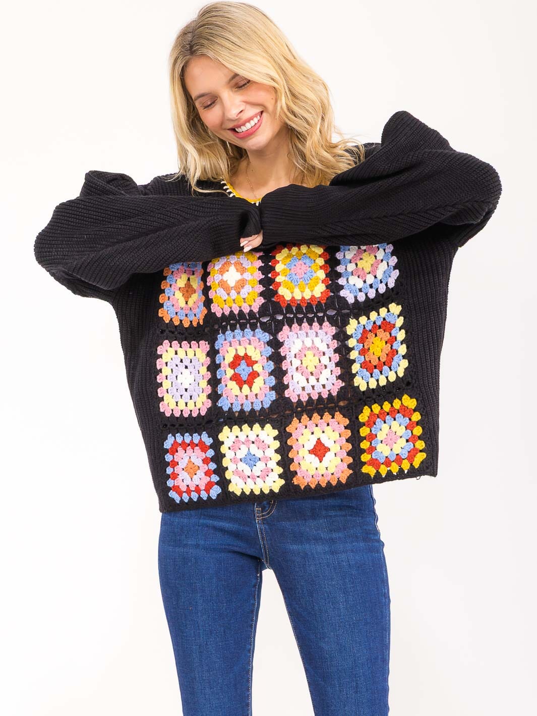 WOMEN'S LONG SLEEVE KNIT DETAILED PULLOVER SWEATER