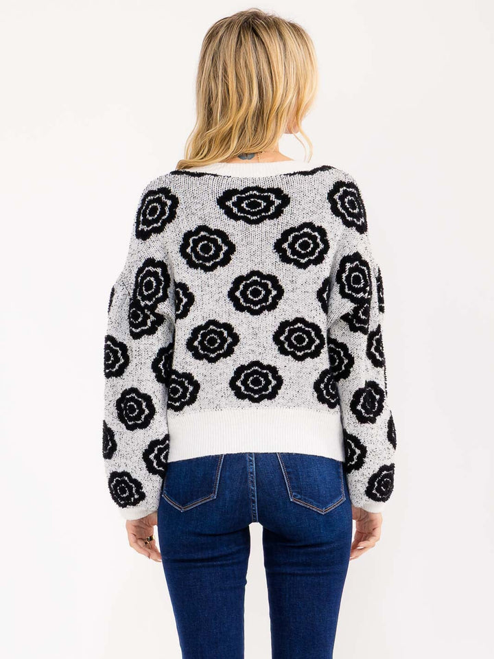 WOMEN'S LONG SLEEVE FLORAL KNIT PULLOVER SWEATER