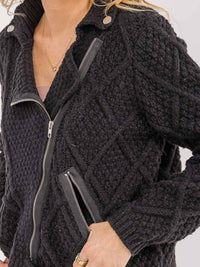 WOMEN'S LONG SLEEVE ZIP UP FRONT FRONT POCKETS JACKET
