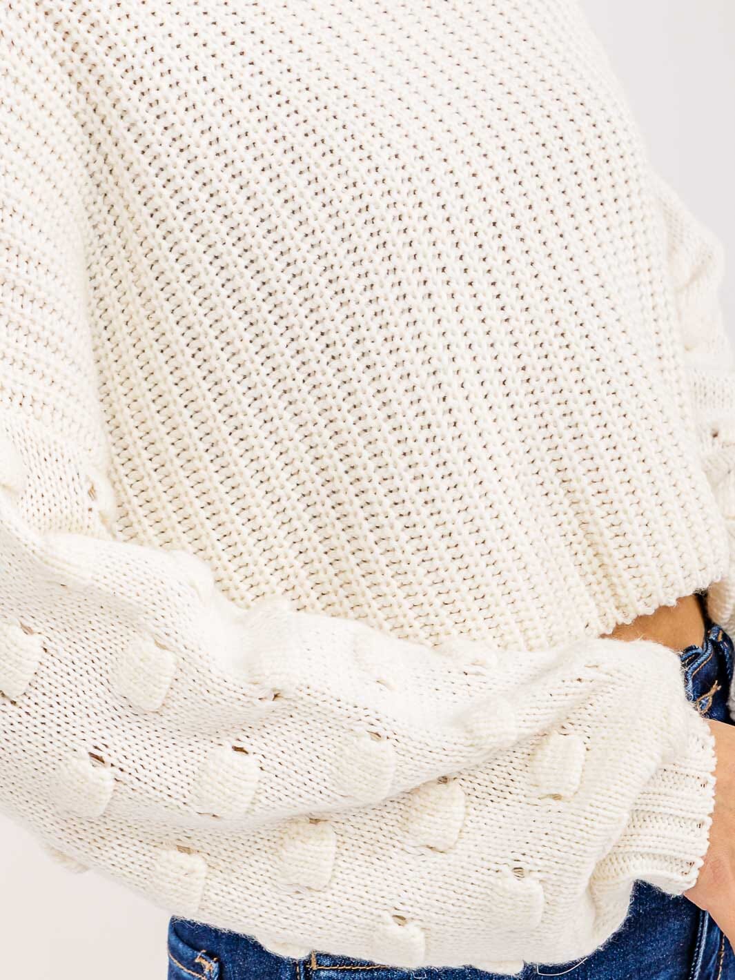 WOMEN'S LONG SLEEVE DETAILED KNIT PULLOVER SWEATER