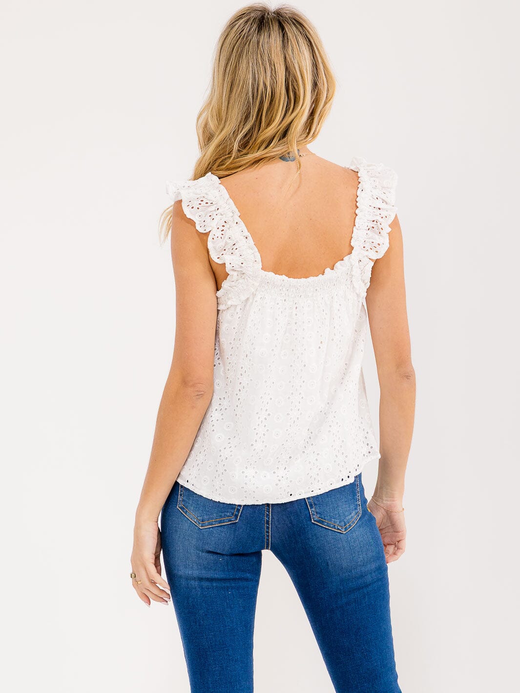 WOMEN'S SLEEVELESS SQUARE NECK EYELET TANK TOP