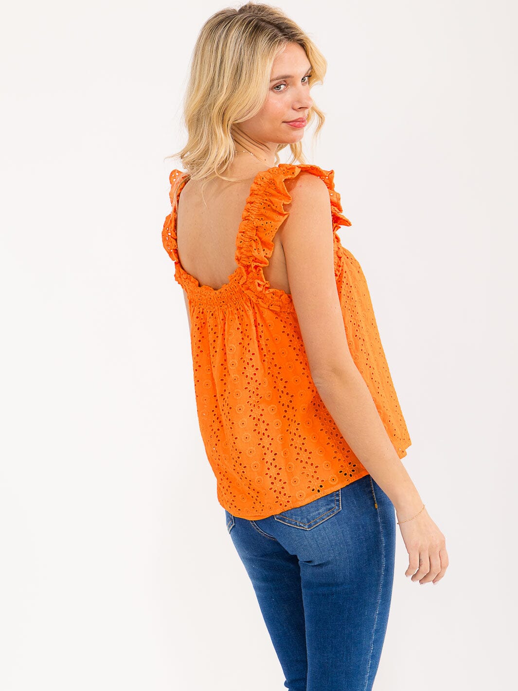 WOMEN'S SLEEVELESS SQUARE NECK EYELET TANK TOP