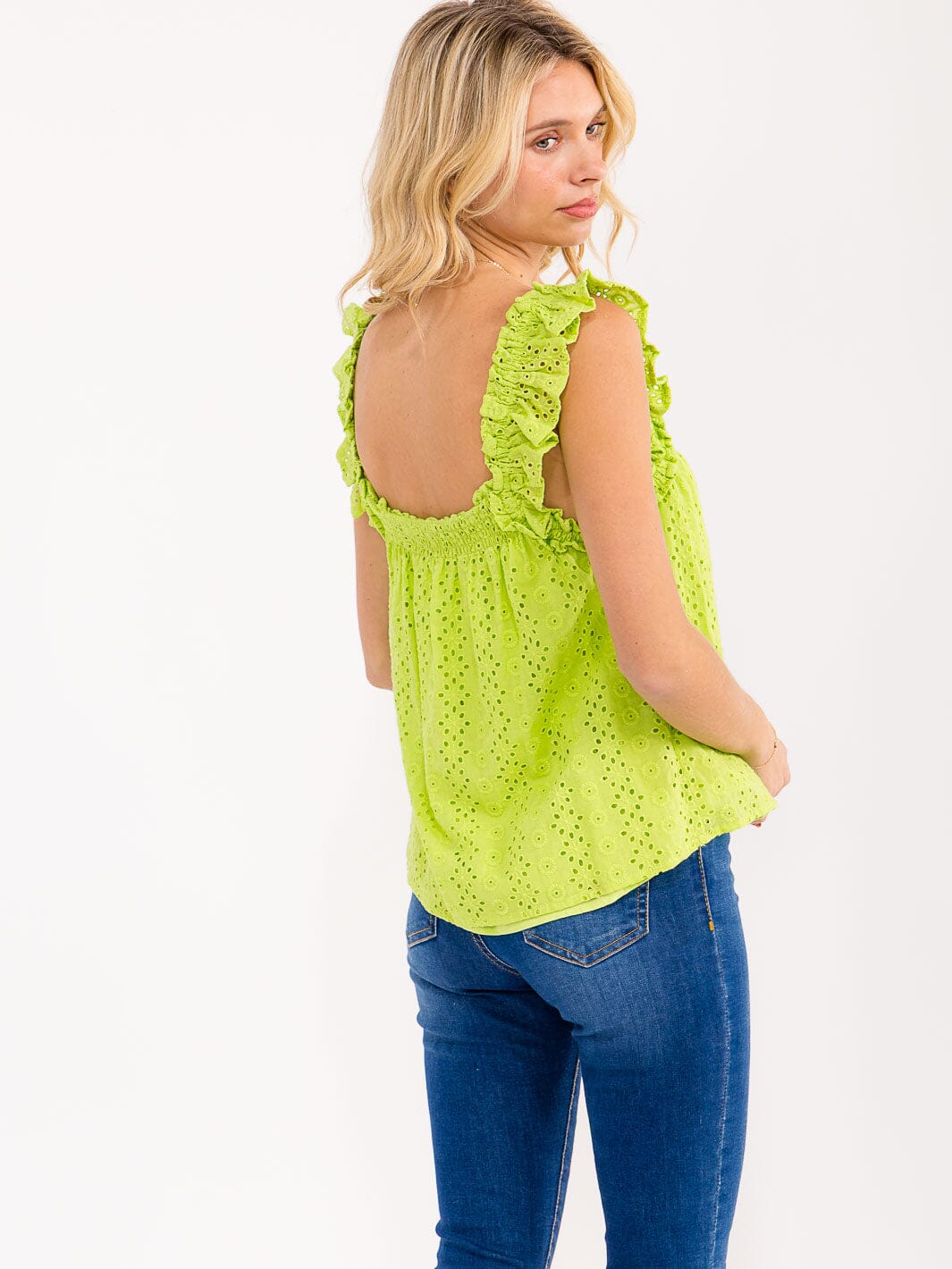 WOMEN'S SLEEVELESS SQUARE NECK EYELET TANK TOP