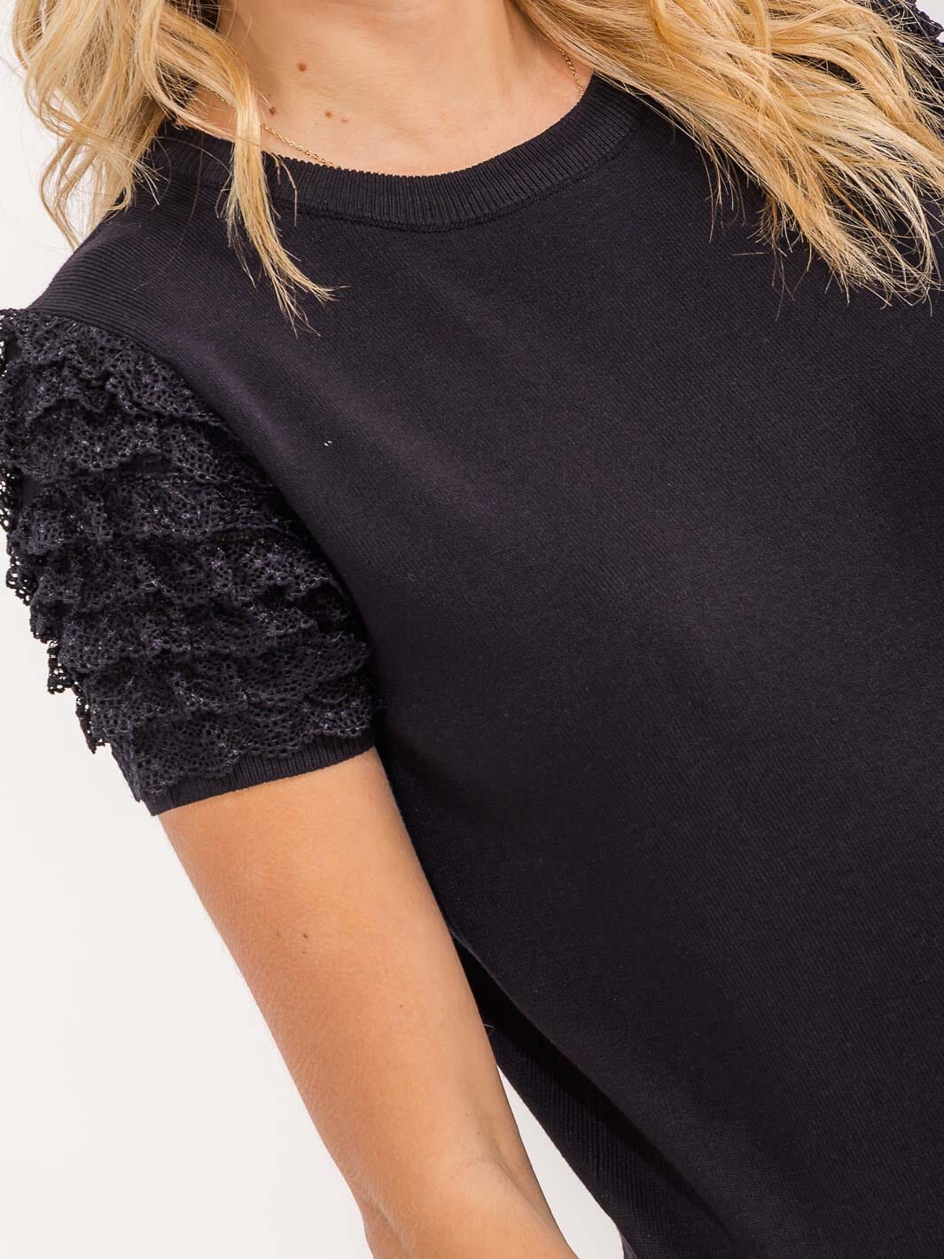 WOMEN'S SHORT RUFFLE SLEEVE RIBBED BLOUSE
