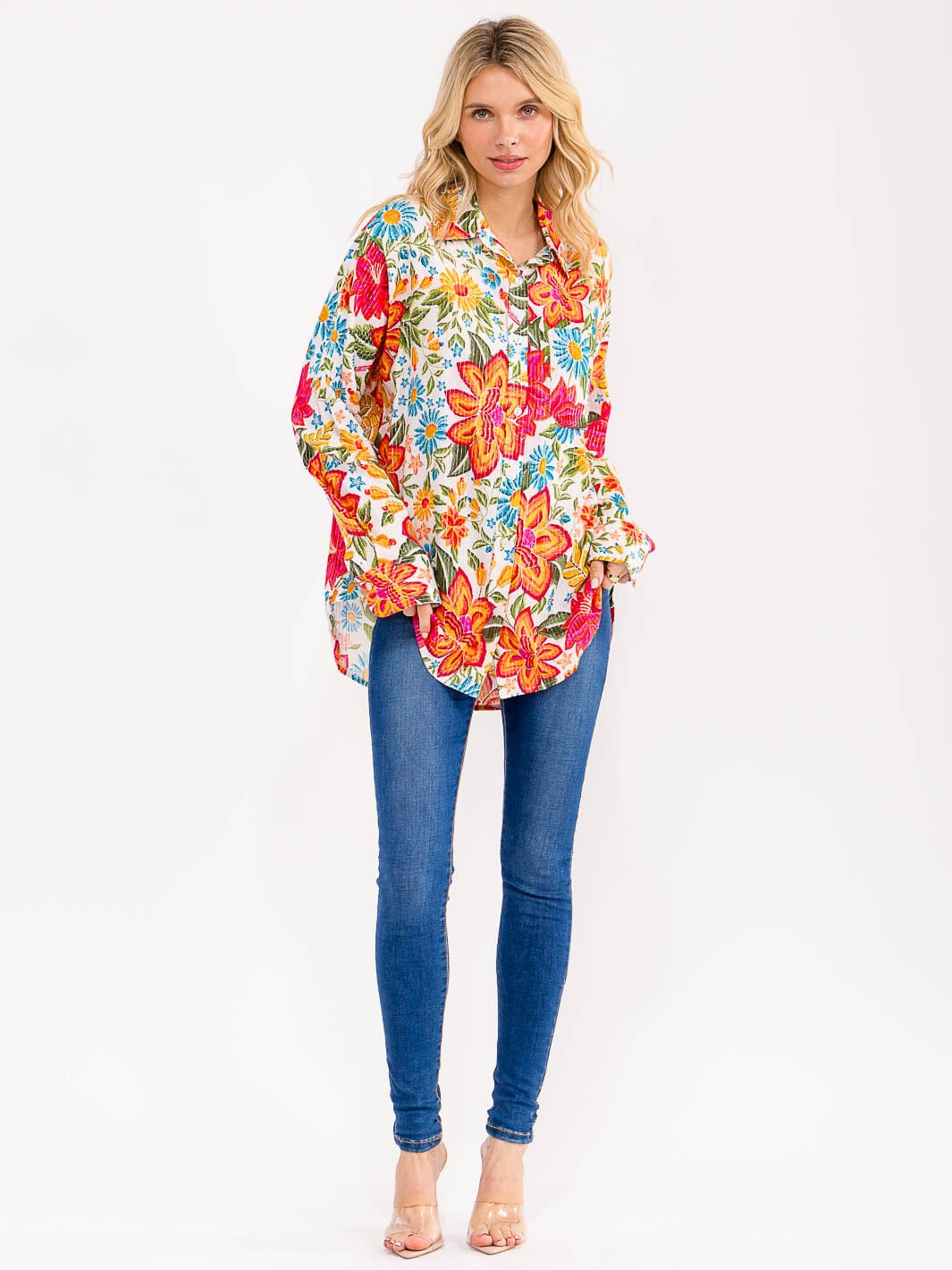 WOMEN'S LONG SLEEVE BUTTON CLOSURE FRONT POCKET FLORAL OVERSIZED SHIRT