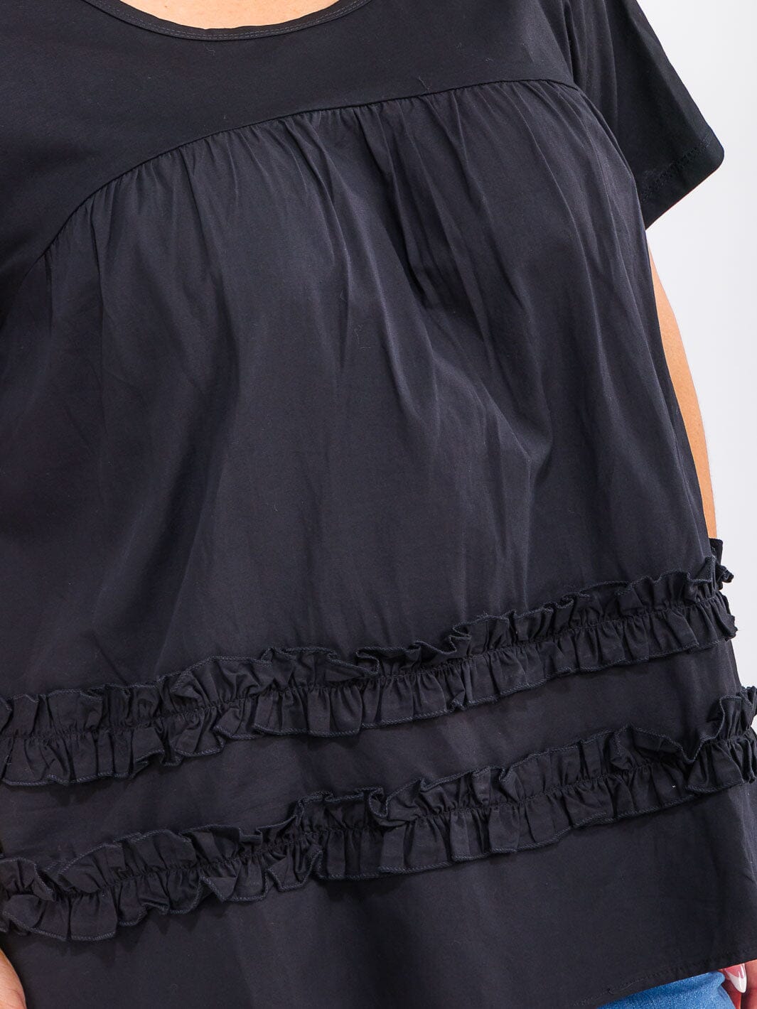 PLUS SIZE SHORT SLEEVE RUFFLE TUNIC TOP